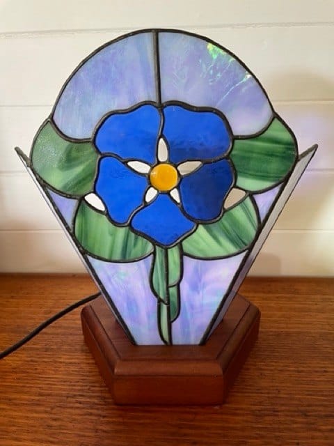 Leadlight vintage stained glass lamp