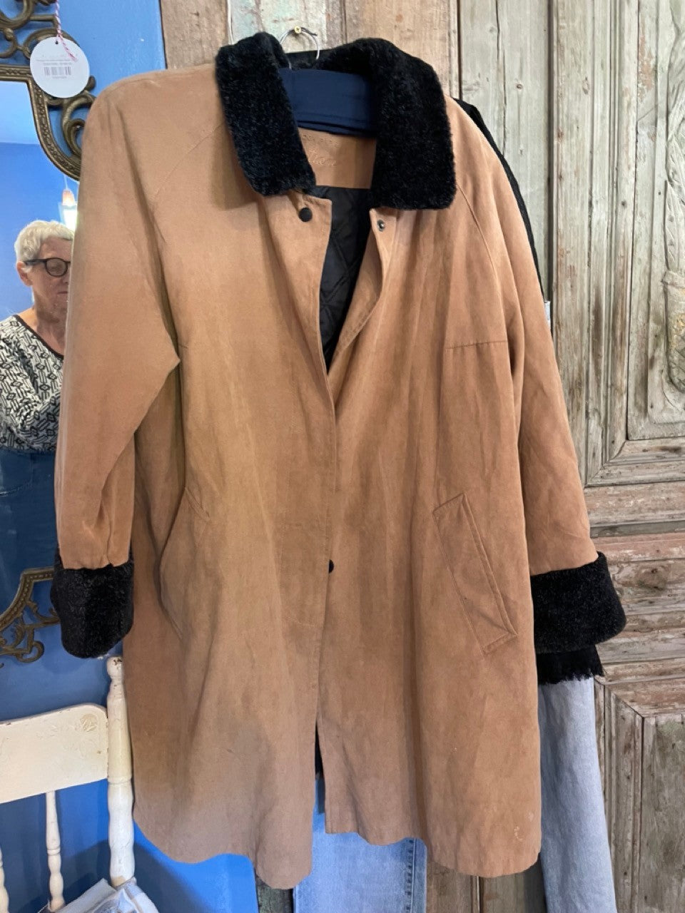 MCL Collection coat Camel faux fur