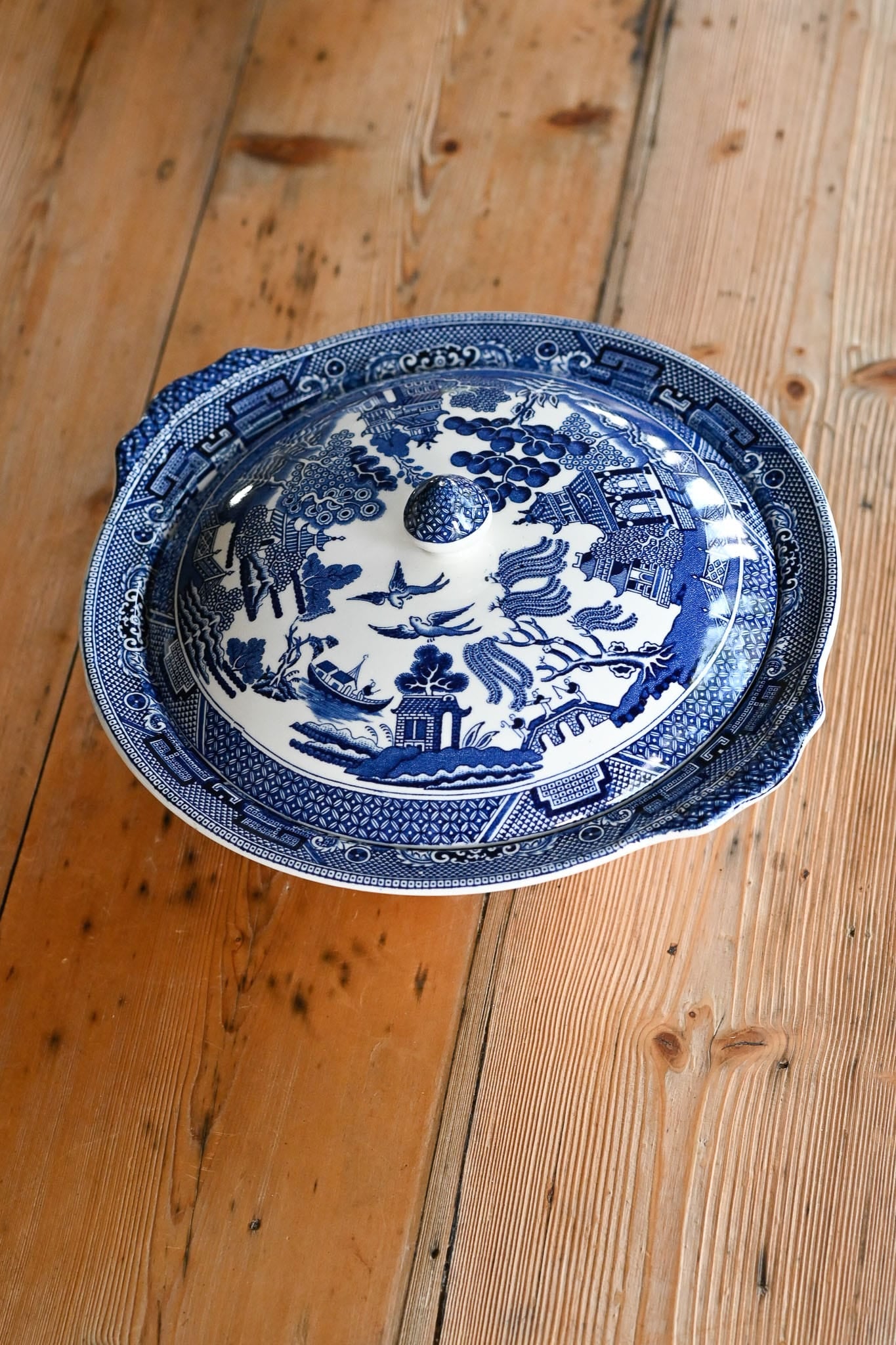 Johnson Bros Willow Pattern Tureen
