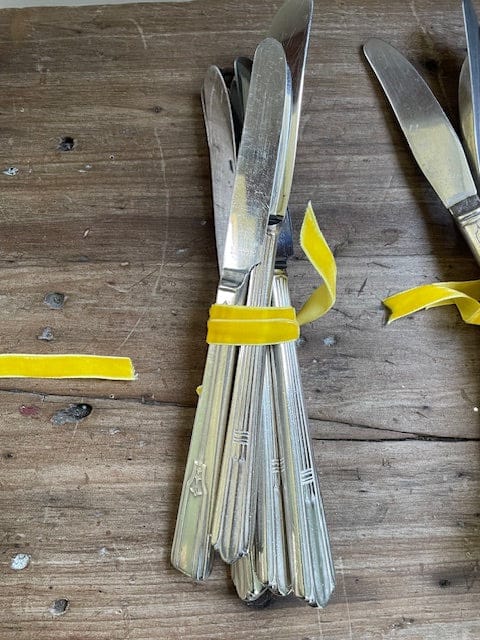 Vintage silver plated knives x 6