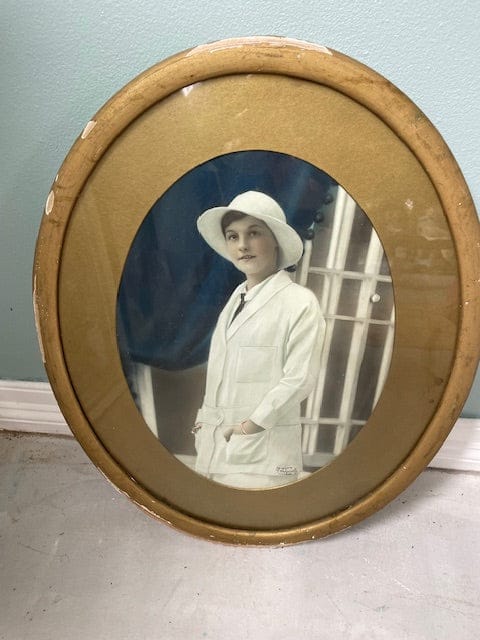 Vintage oval photograph of Dr L. Bones