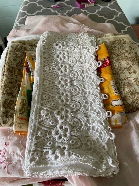 Vintage linen lace runner