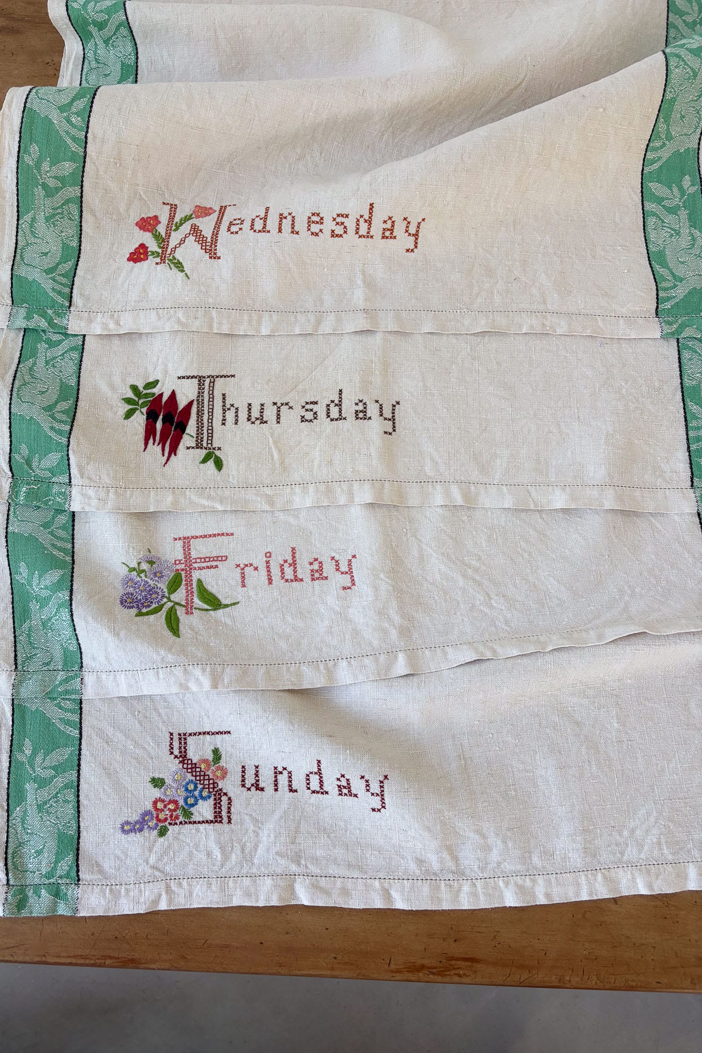Vintage linen embroidered day of the week tea towel Thursday