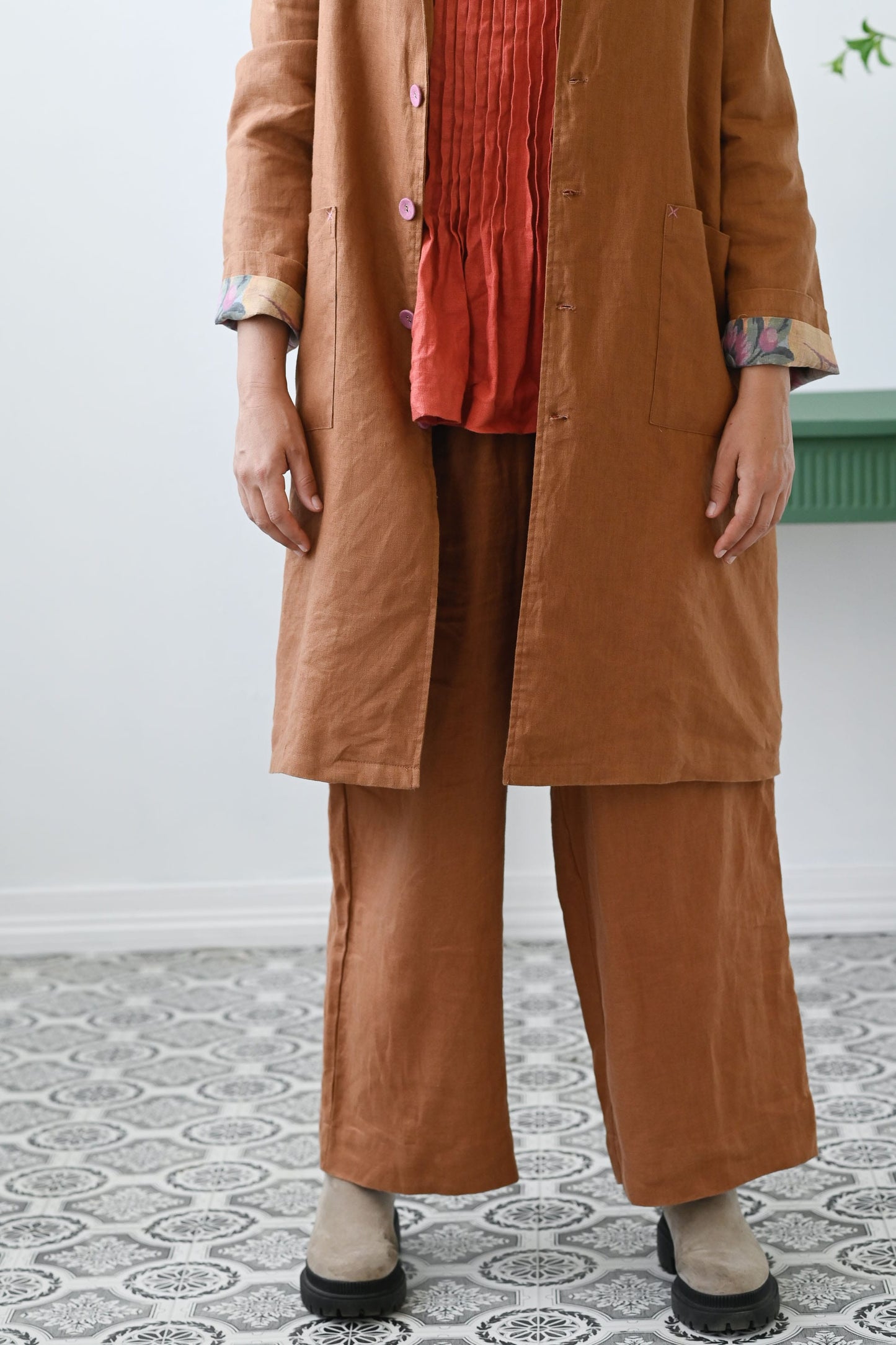 Jenna linen jacket in Tan