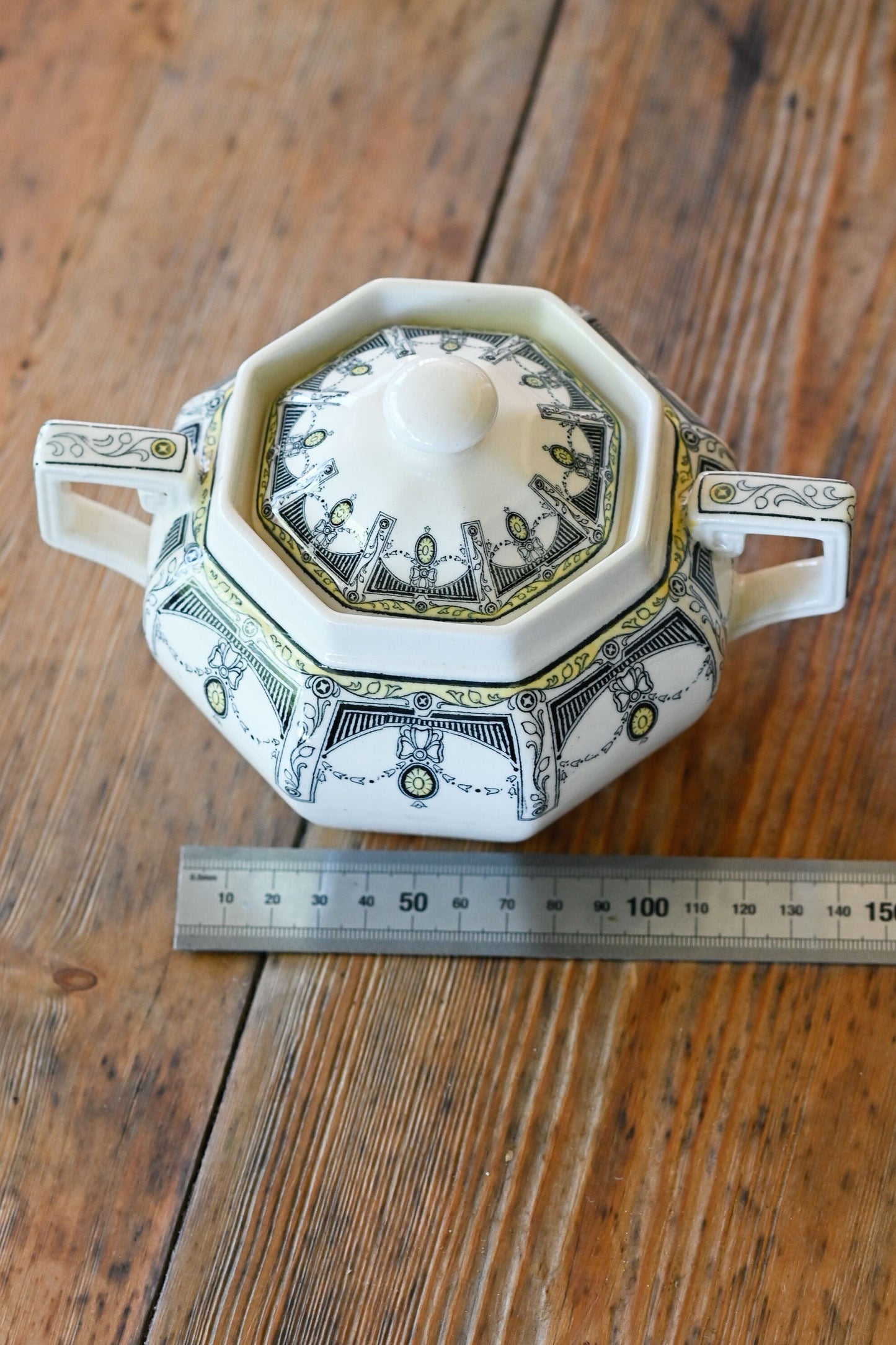 Royal Doulton Claremont Antique 84 piece dinner set 1912