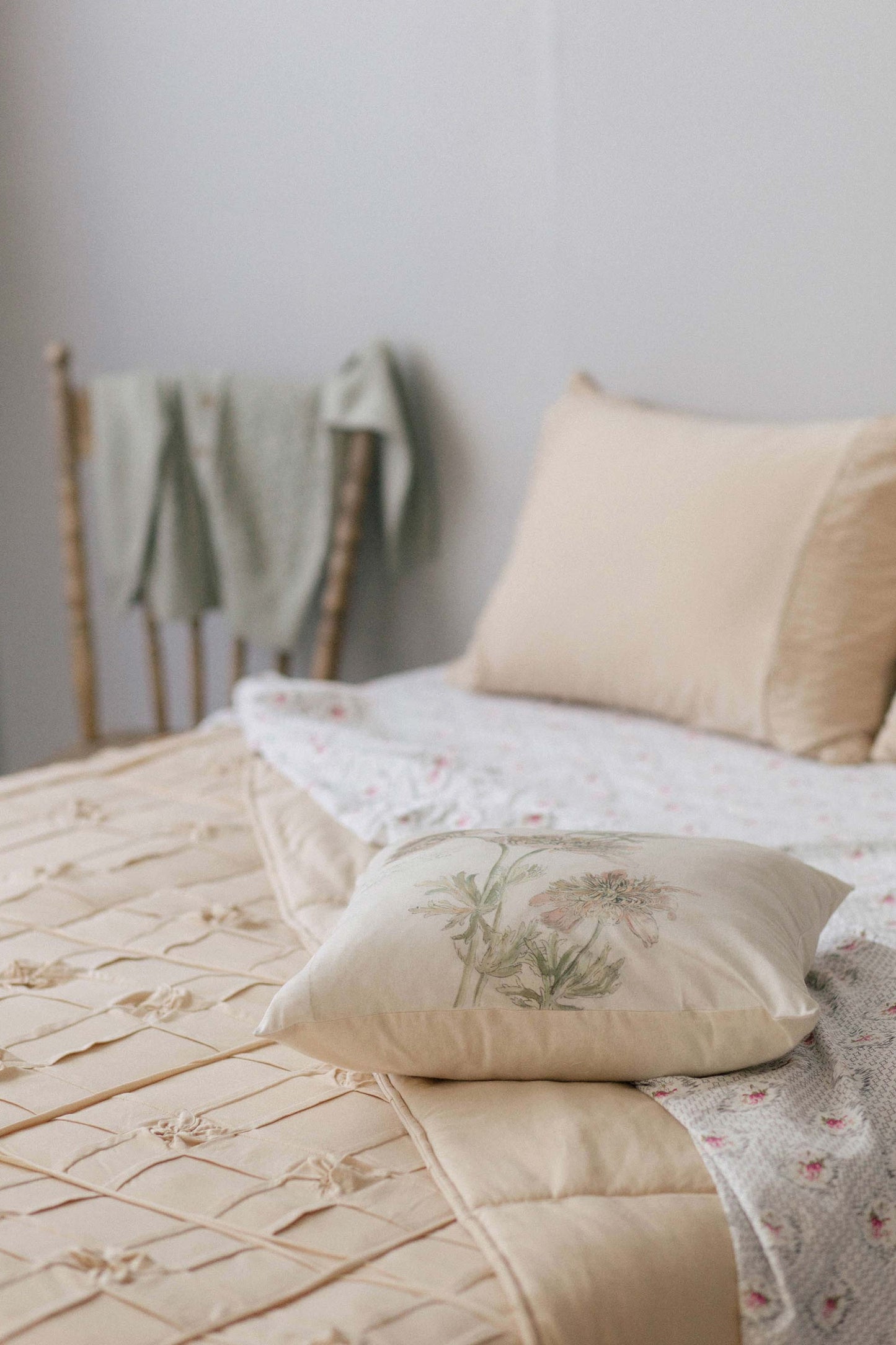 3 Branches with Flowers cushion cover *organic cotton