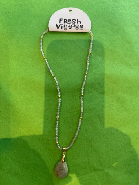 Starr necklace 012 Labradorite