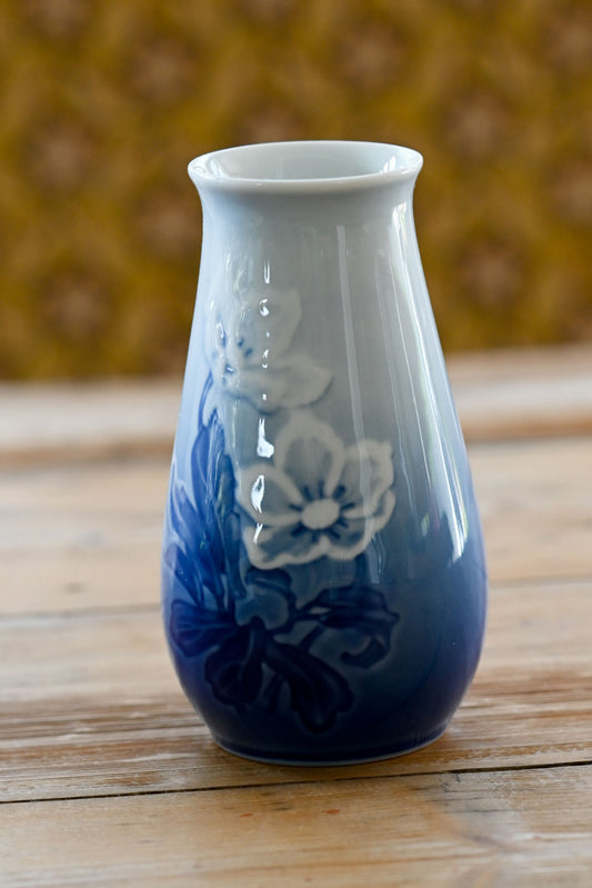 Bing & Grondahl decorative ceramics Blue and white