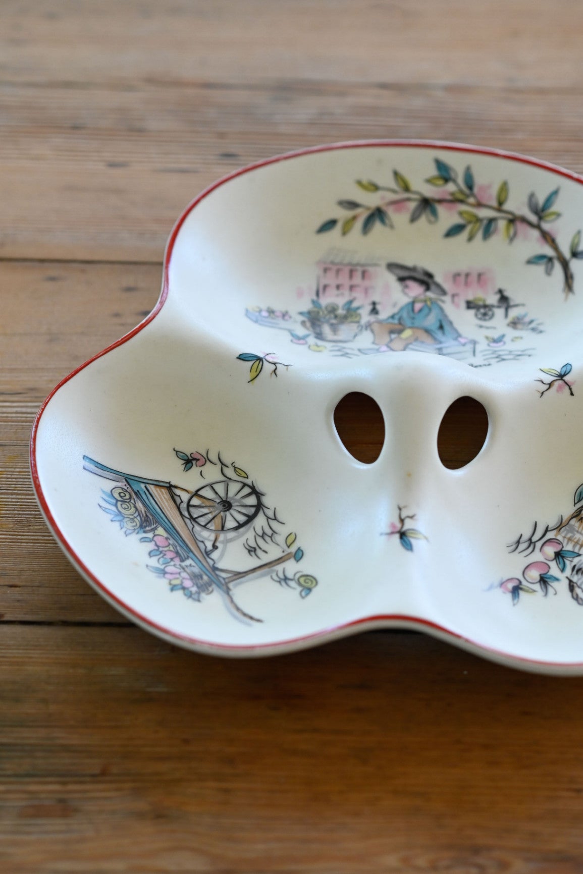 Crown Ducal AGR Vintage serving dish 