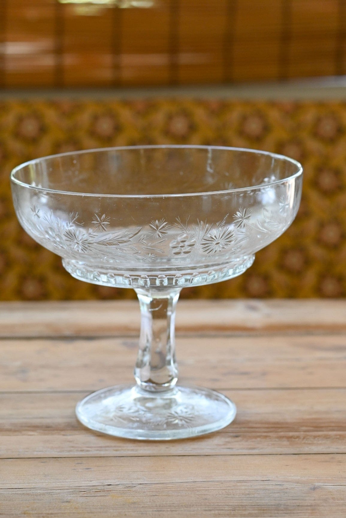 Early 1908 American Pattern Glass (EAPG) comport or pedestal bowl