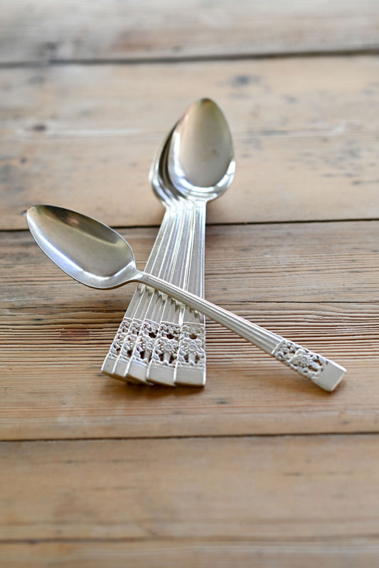 Oneida Community Coronation dessert spoons set of 6