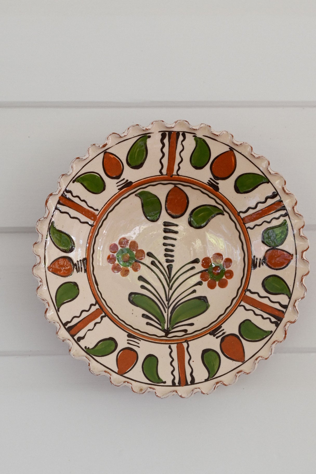 Romanian pottery hand painted dish #4