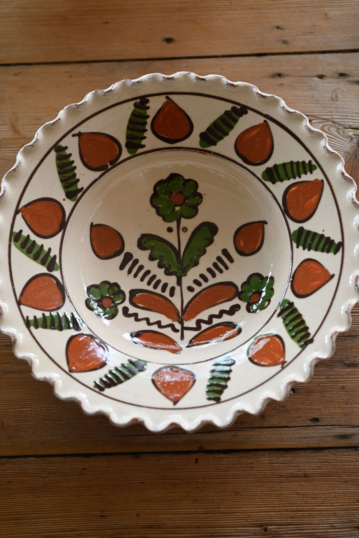 Romanian pottery hand painted dish #3