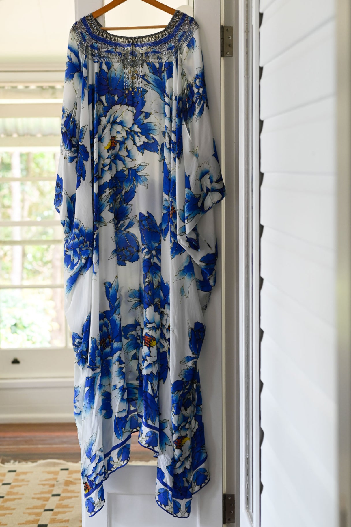 Camilla split front & sleeve kaftan Ring of Roses