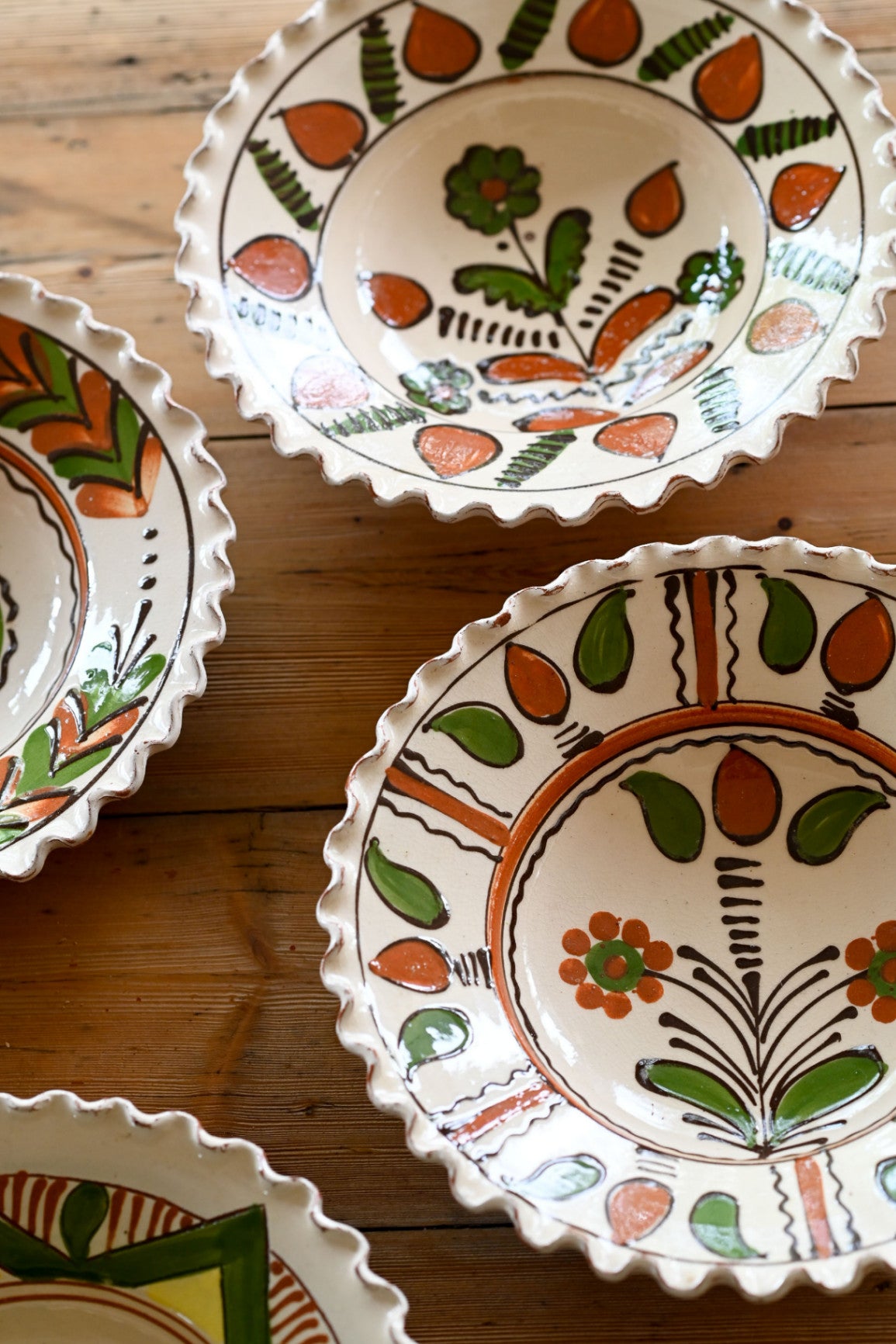 Romanian pottery hand painted dish #3