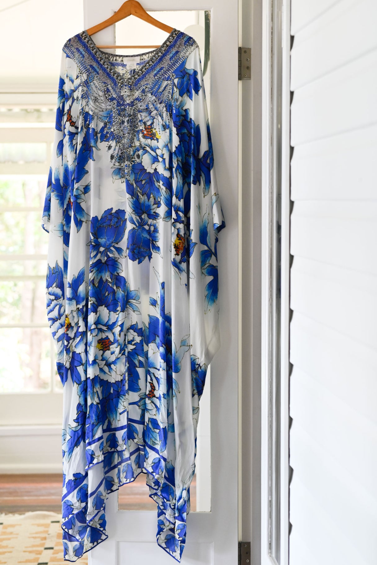 Camilla split front & sleeve kaftan Ring of Roses