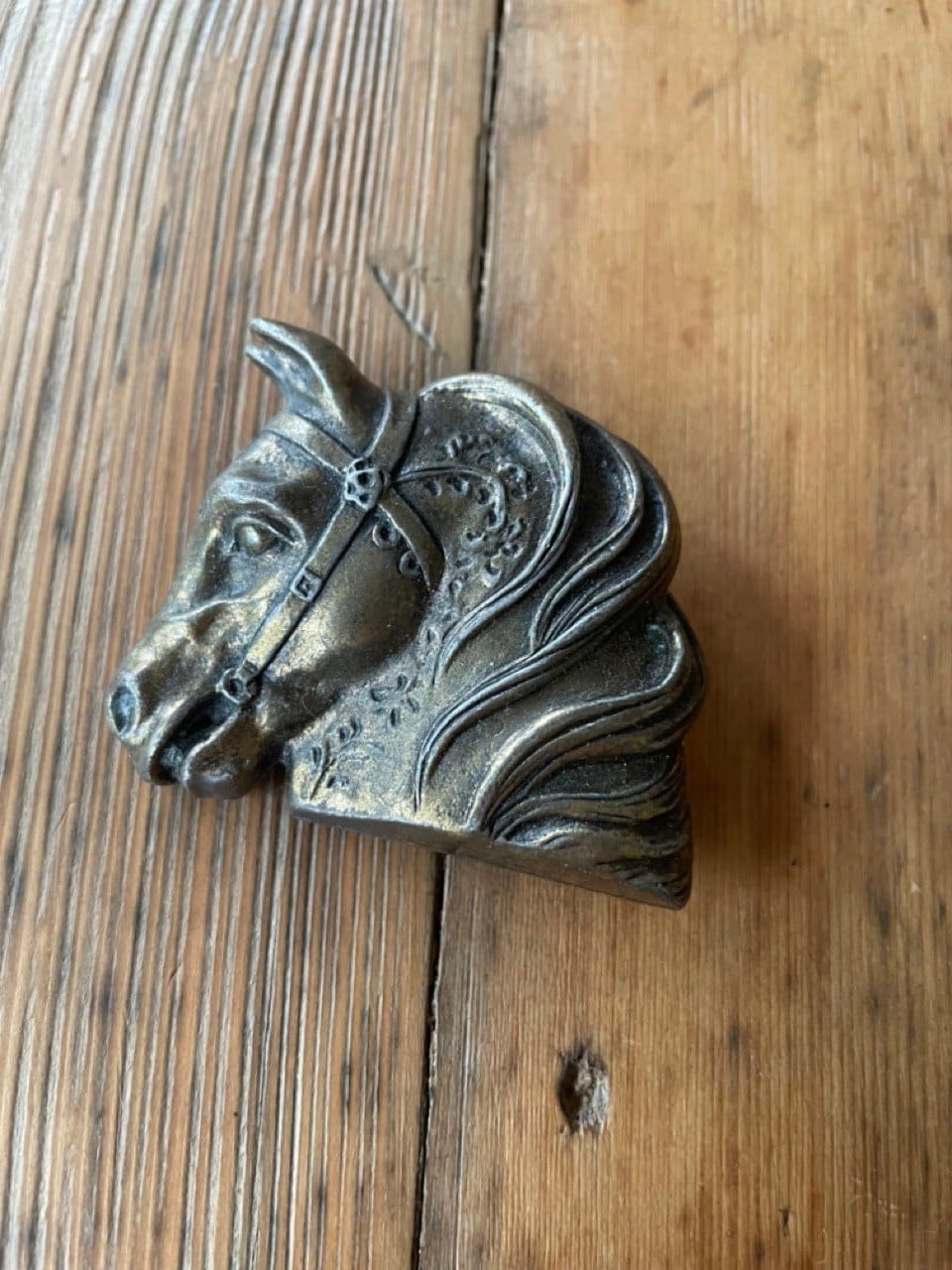 Doreen Ryan 1990s metal horse head brooch