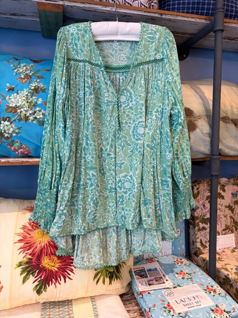 Bohemia Traders green floral Blouse