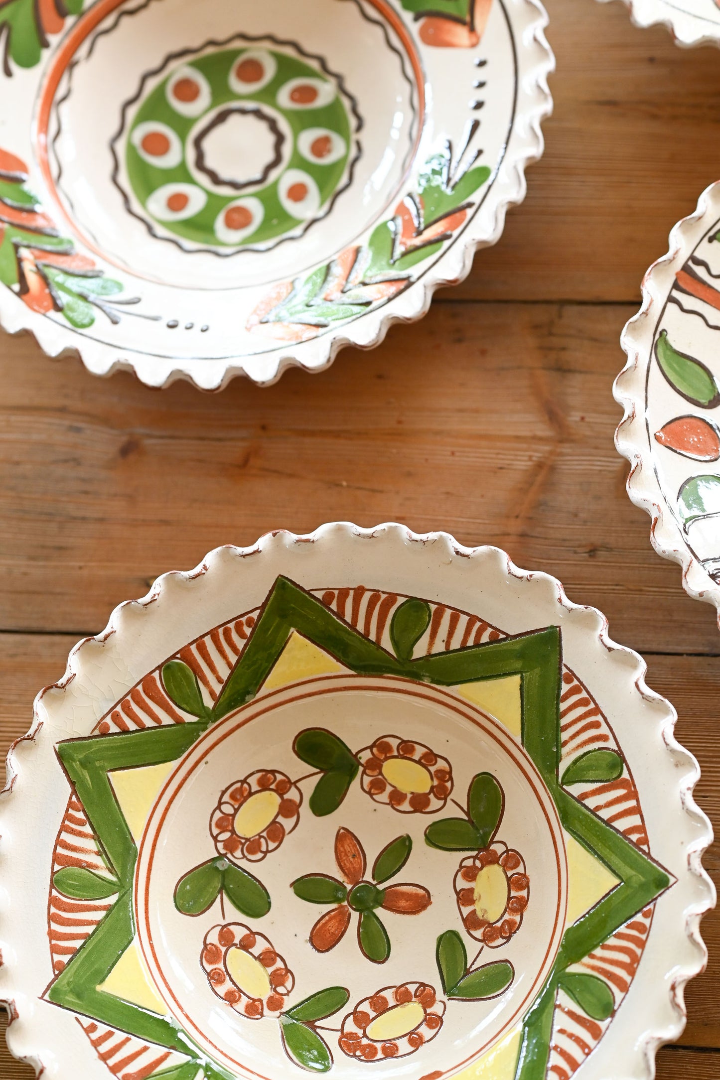 Romanian pottery hand painted dish #1