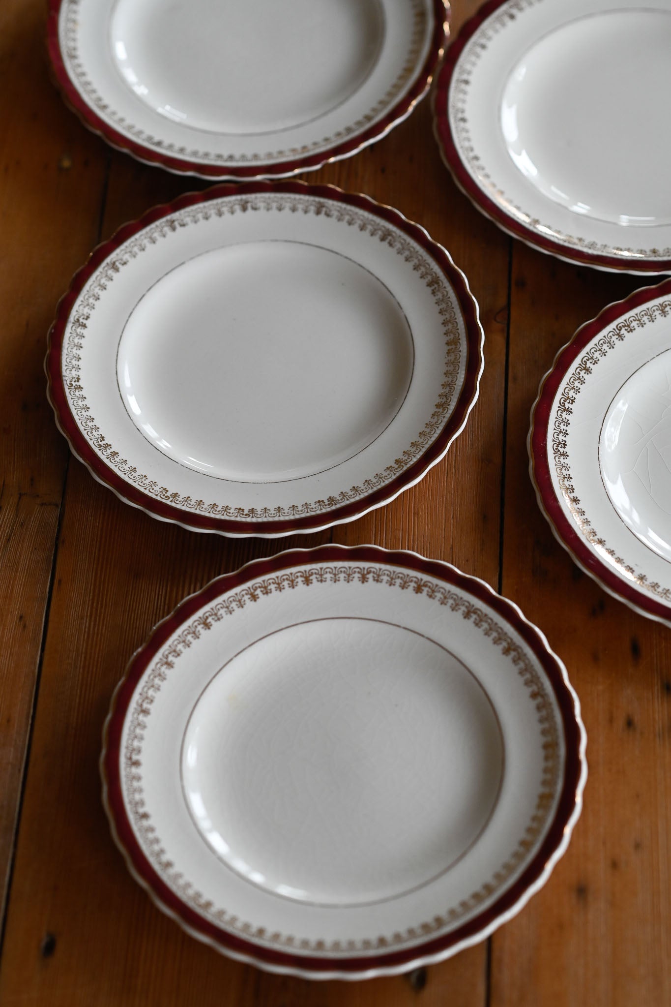 Meakin England SOL burgundy gold side plates set of 6