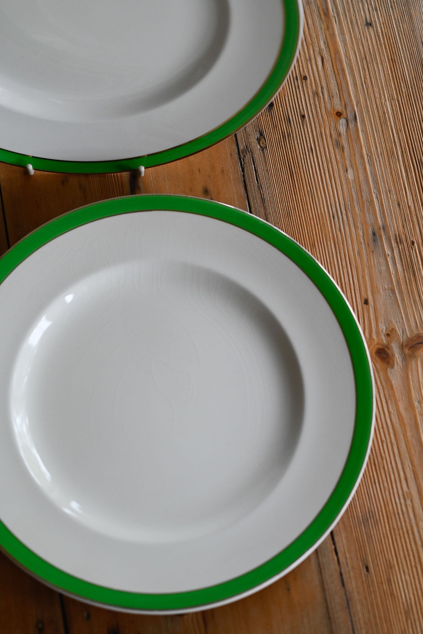Vintage Meakin green edge dinner plates set of 3
