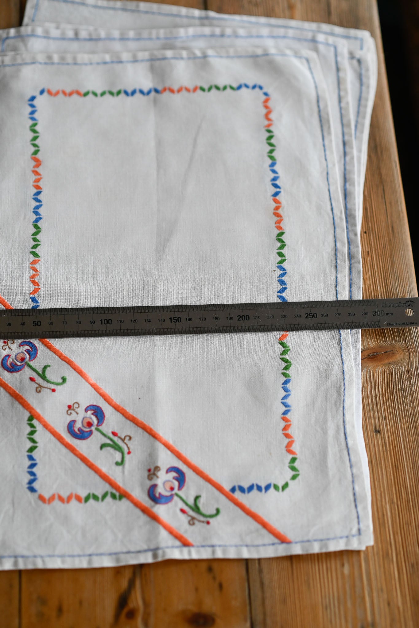 Vintage linen hand embroidered placemats Set of 6