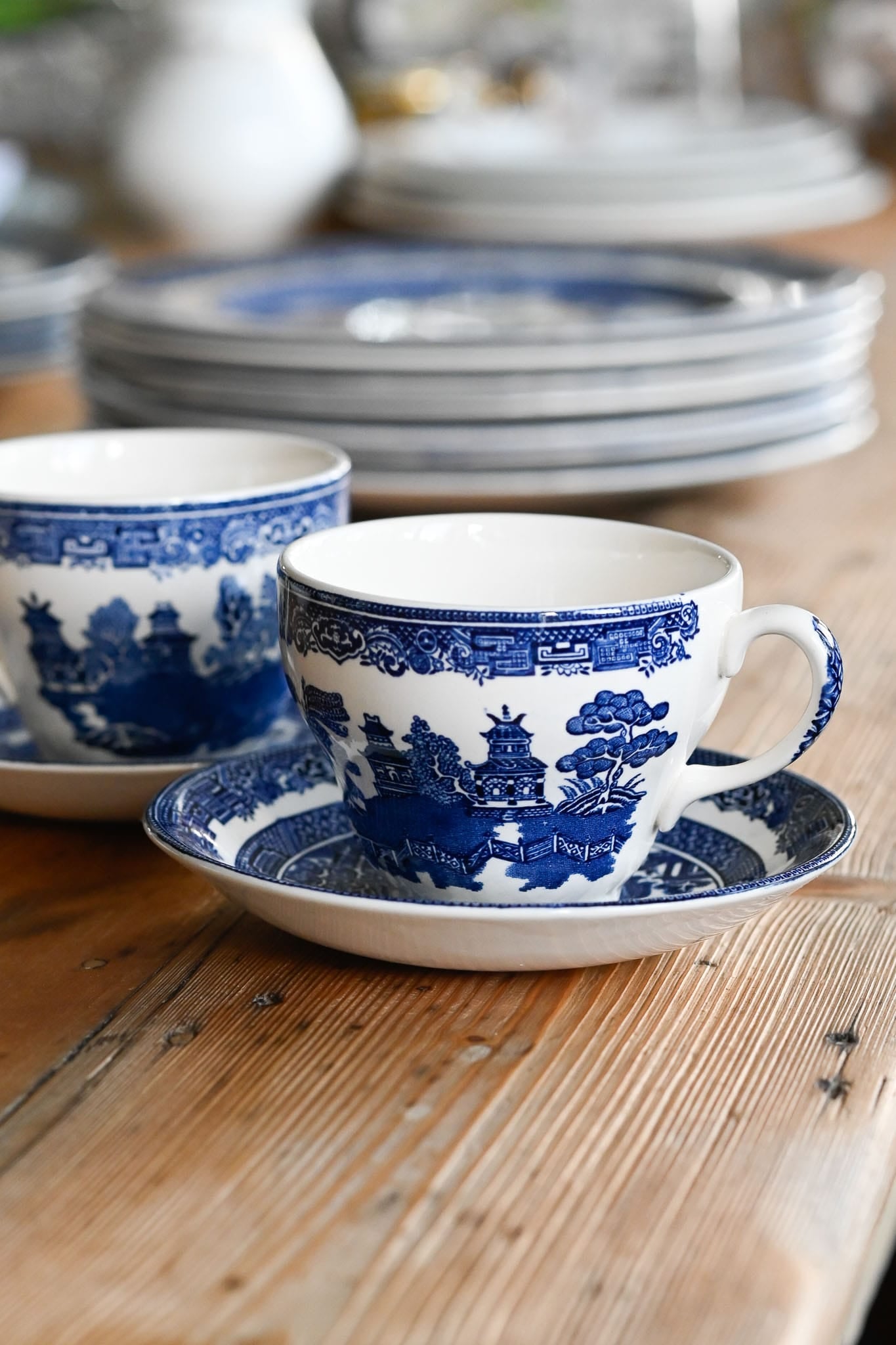 Johnson Bros Willow Pattern Tea cup and saucer Set of 2