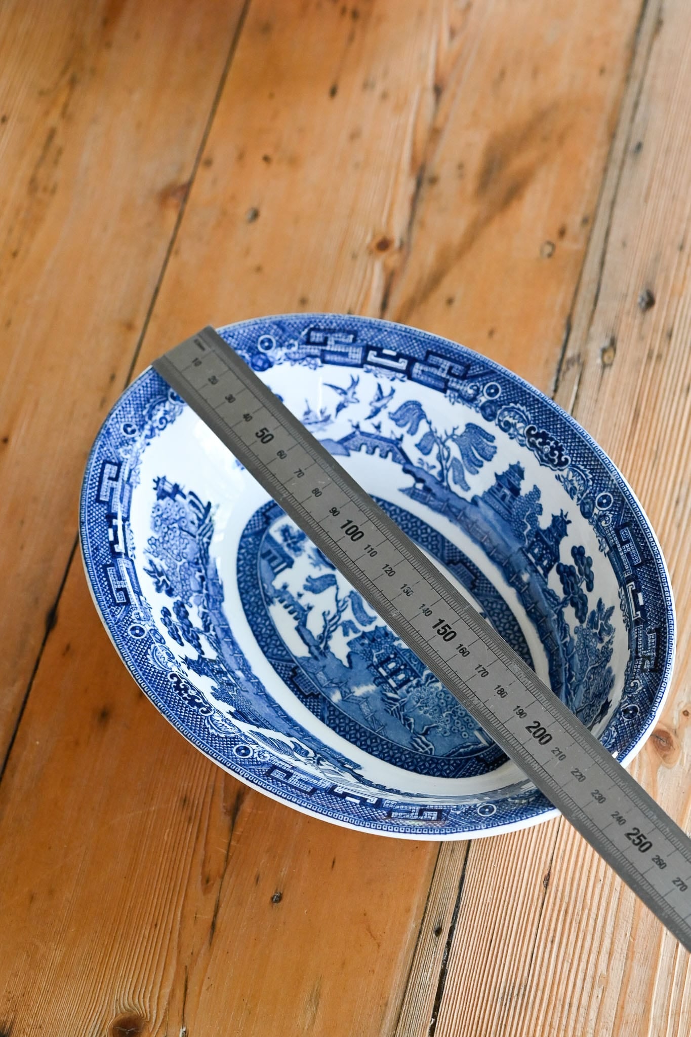 Johnson Bros Willow Pattern oval serving bowl