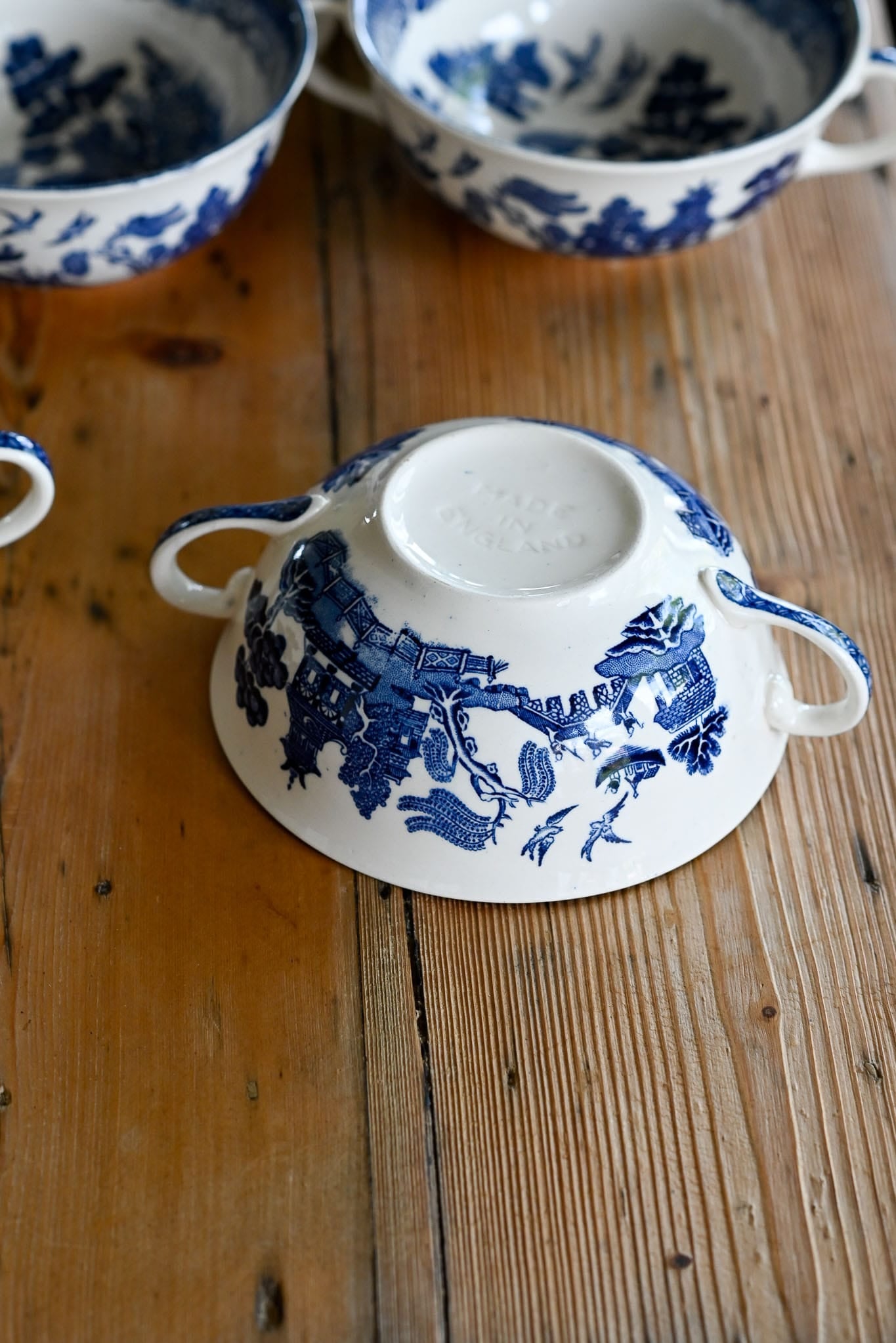 Johnson Bros Willow Pattern 2 handled bowls set of 5