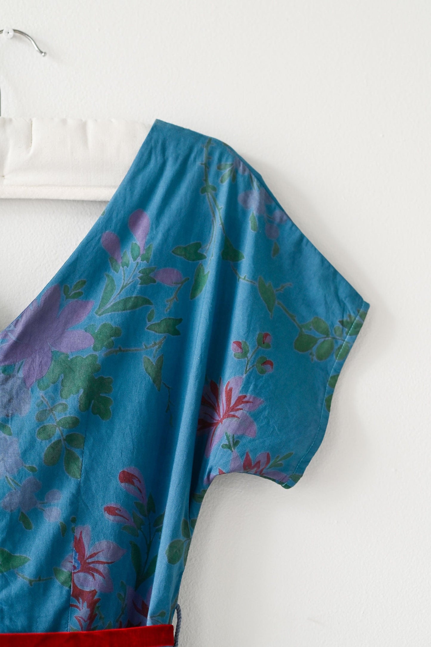 Ella dress Bluesette overdyed with red velvet tie