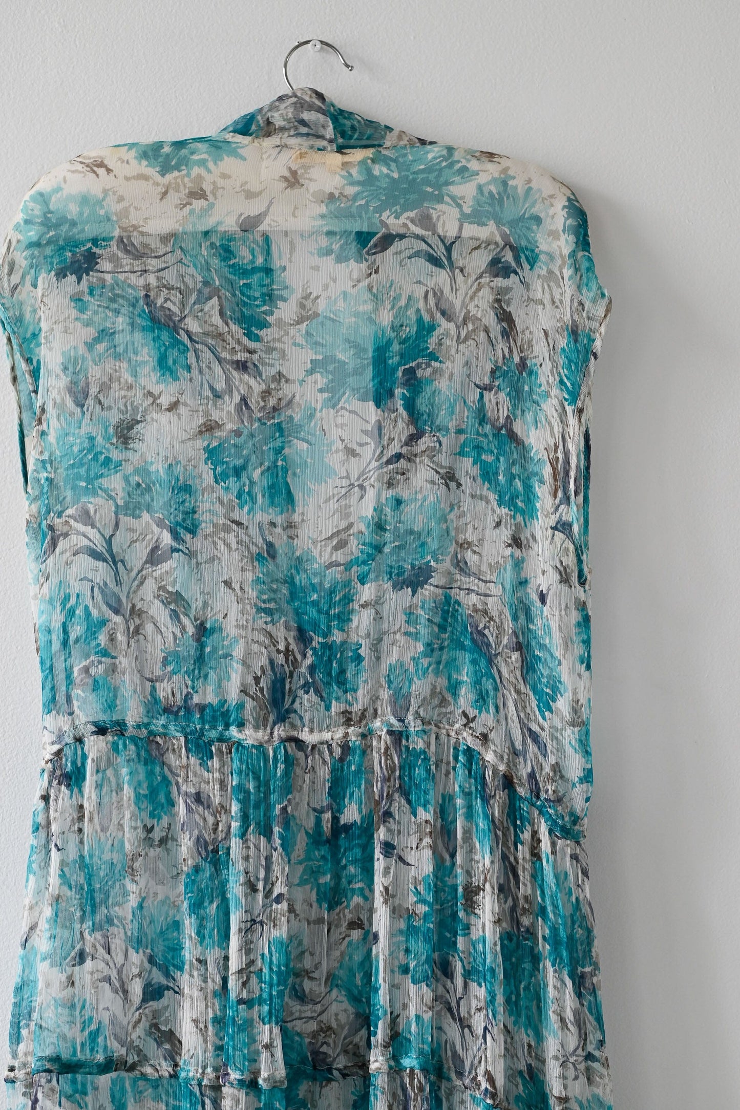 Preloved vintage Lee Mathews silk wrap dress