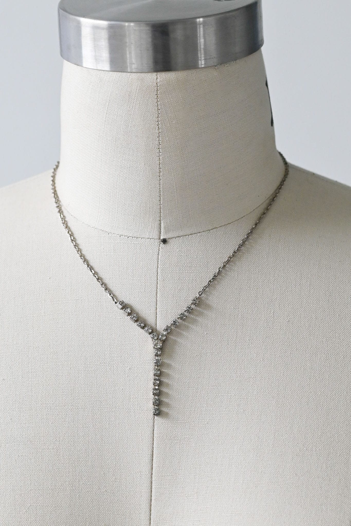 Vintage 1950s diamante necklace with chain