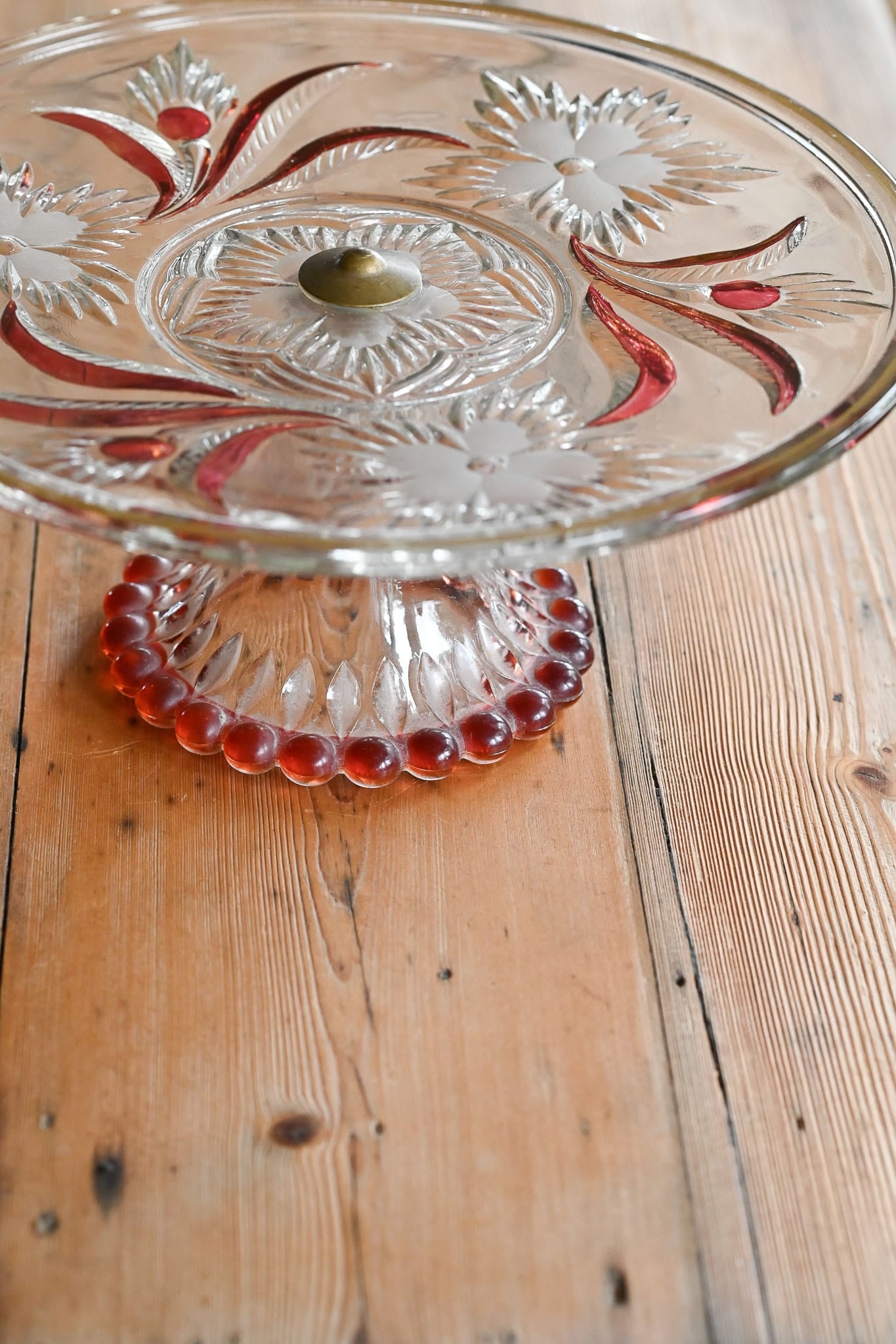 Vintage Lucrezia Decor patterned hand cut crystal cake stand