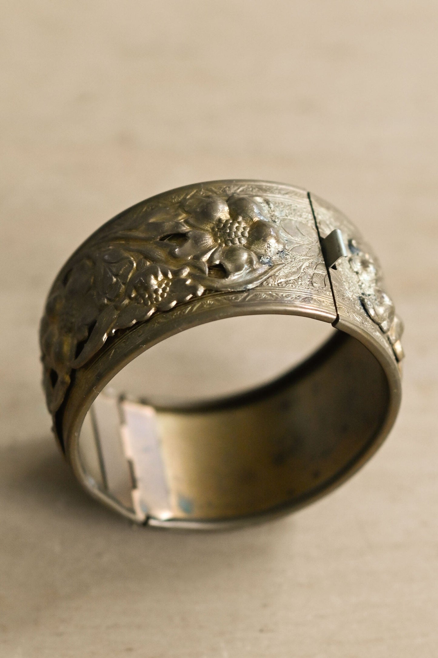 Antique 1910s French brass bracelet with flowers