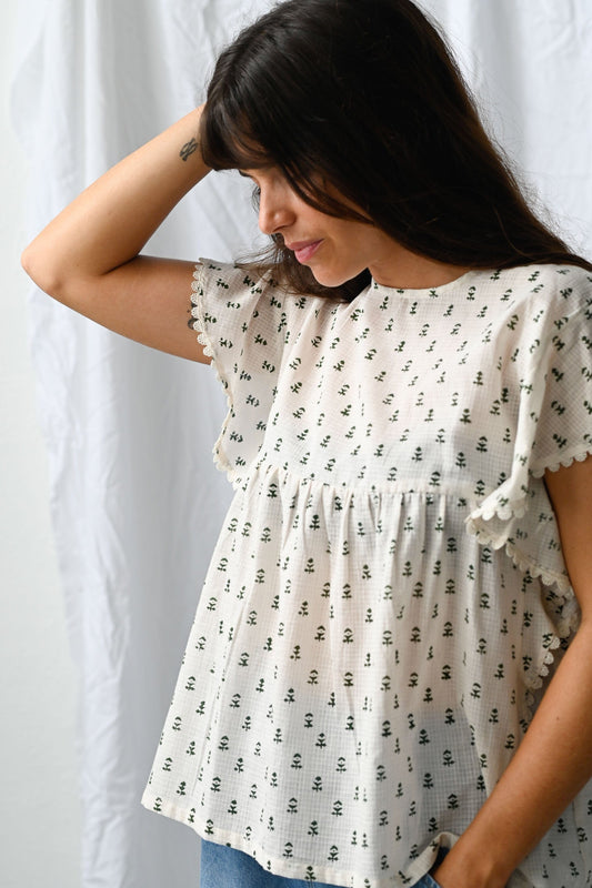 Daphne blouse in sprig block print