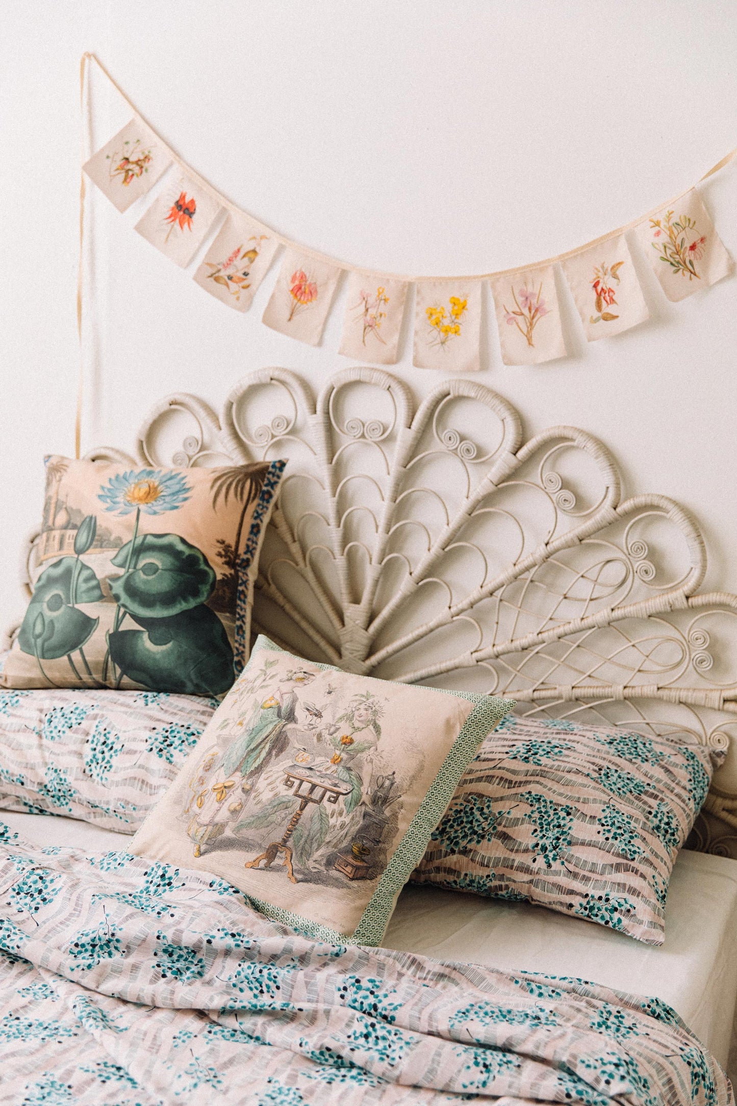 Gertrude Lovegrove botanic garland *organic cotton