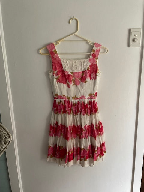 Vintage 1950s red pink dress