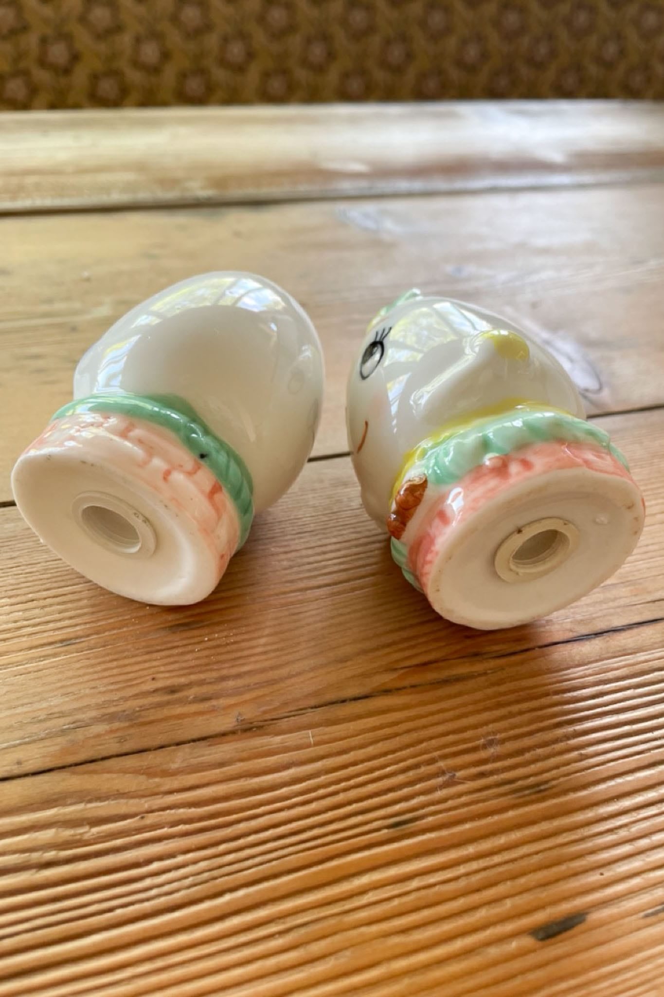 Vintage ceramic Lefton Mr & Mrs Dumpty salt & pepper shakers