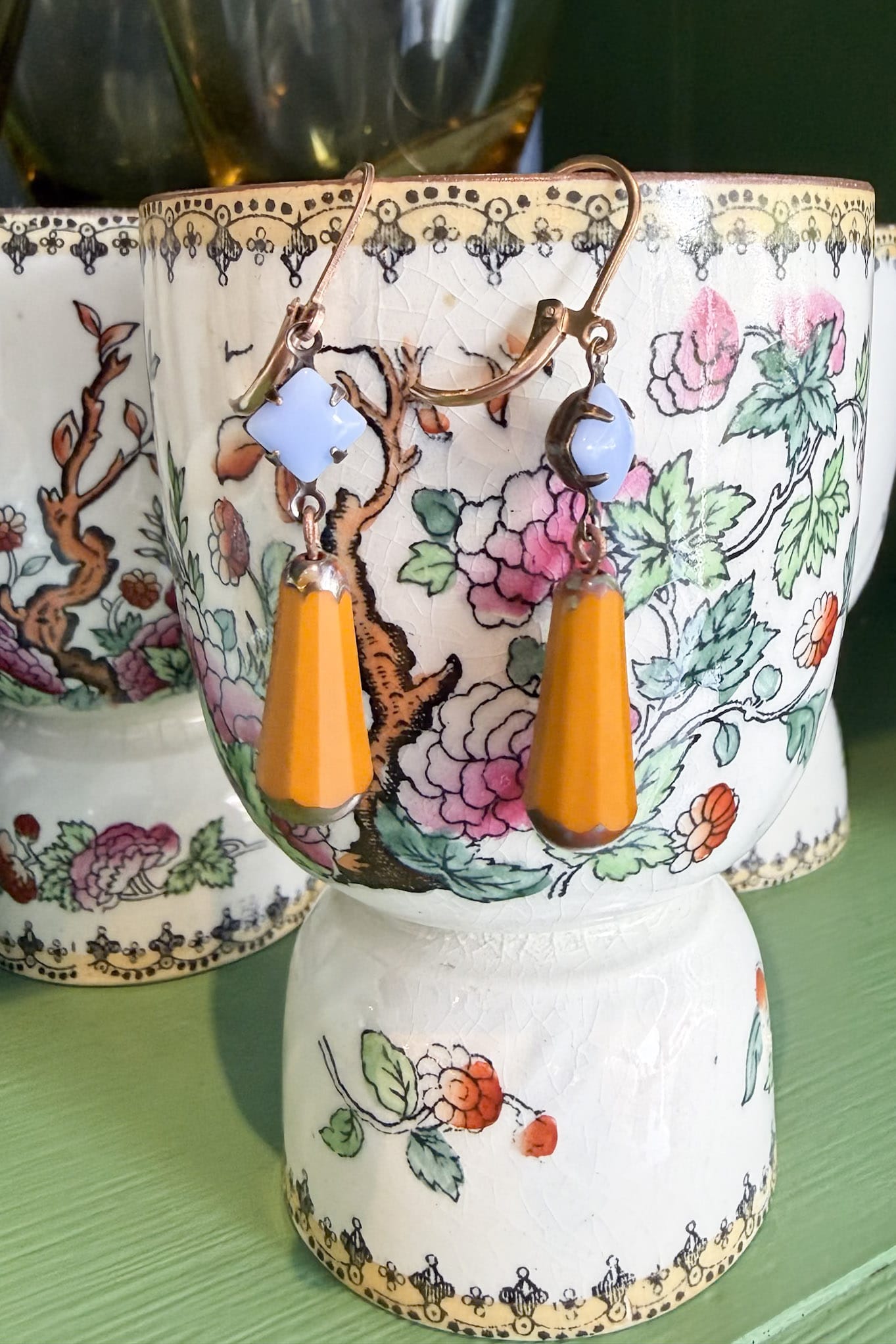 Earrings Vintage Lilac glass with orange drops