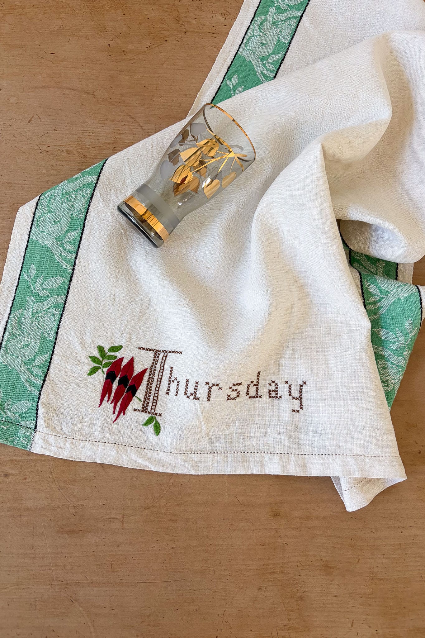 Vintage linen embroidered day of the week tea towel Thursday