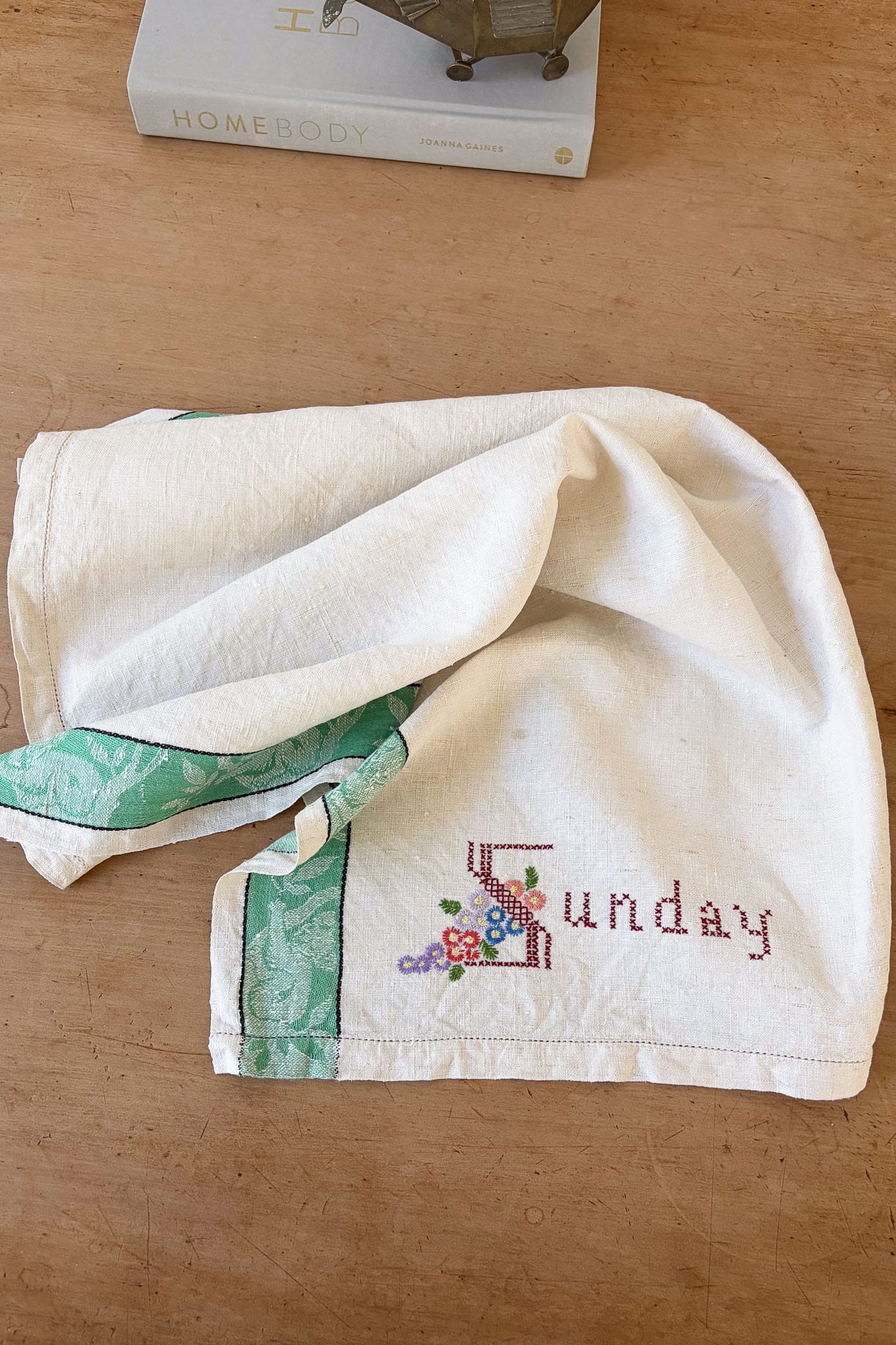 Vintage linen embroidered day of the week tea towel Sunday