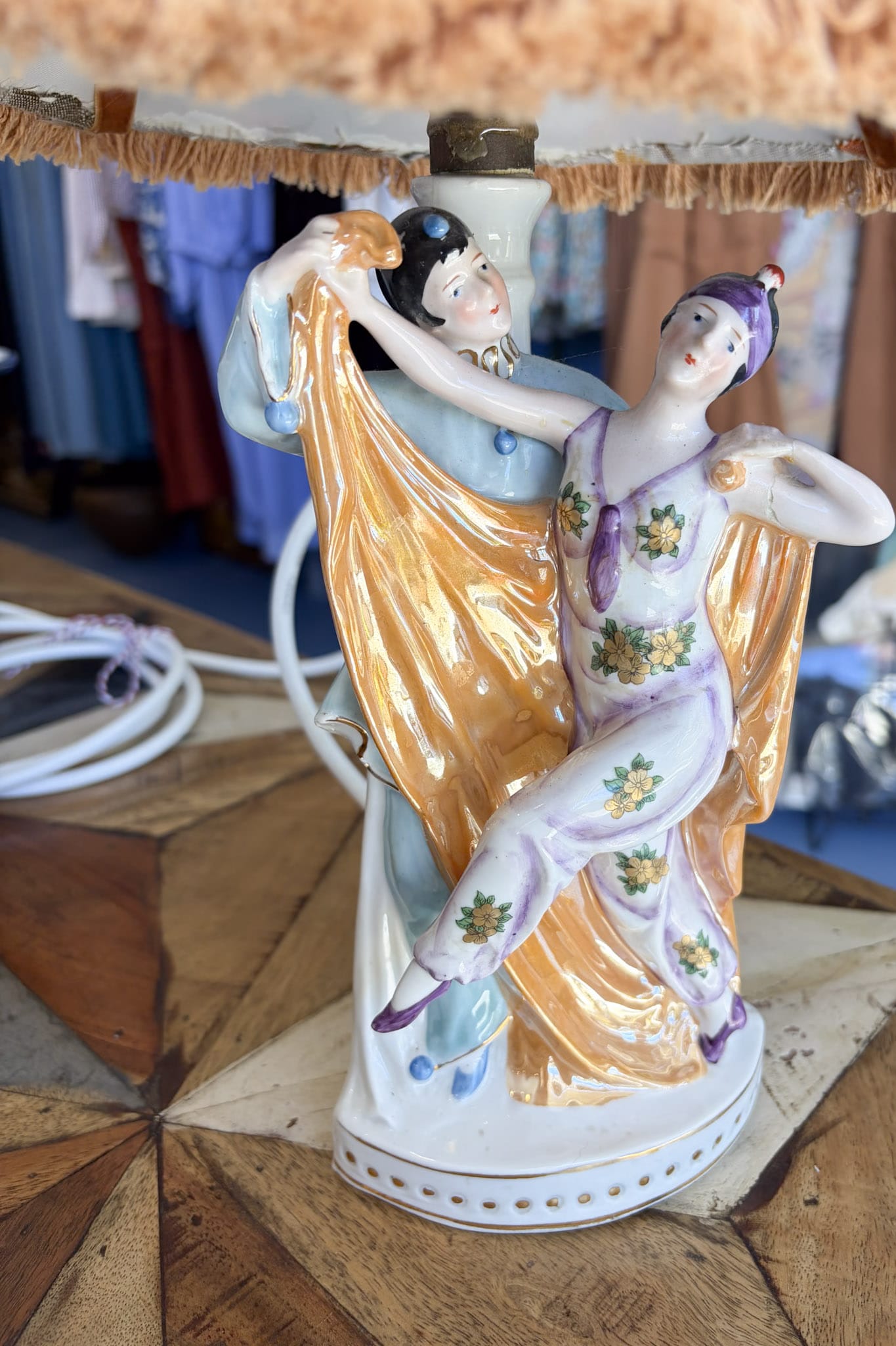 Vintage Art Deco 1920s German dancers lustreware table lamp