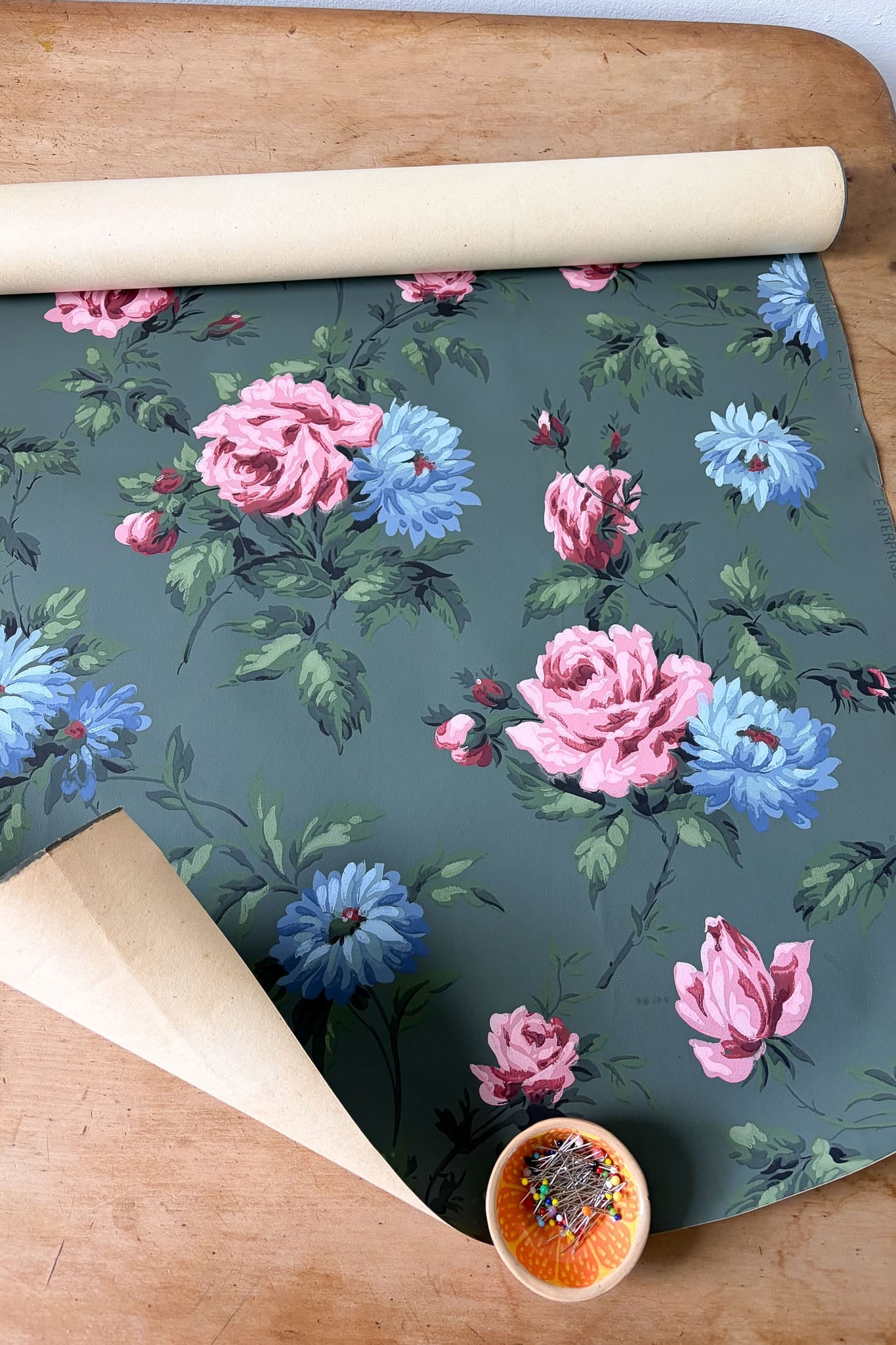 Vintage Wallpaper panels #13 dark green floral