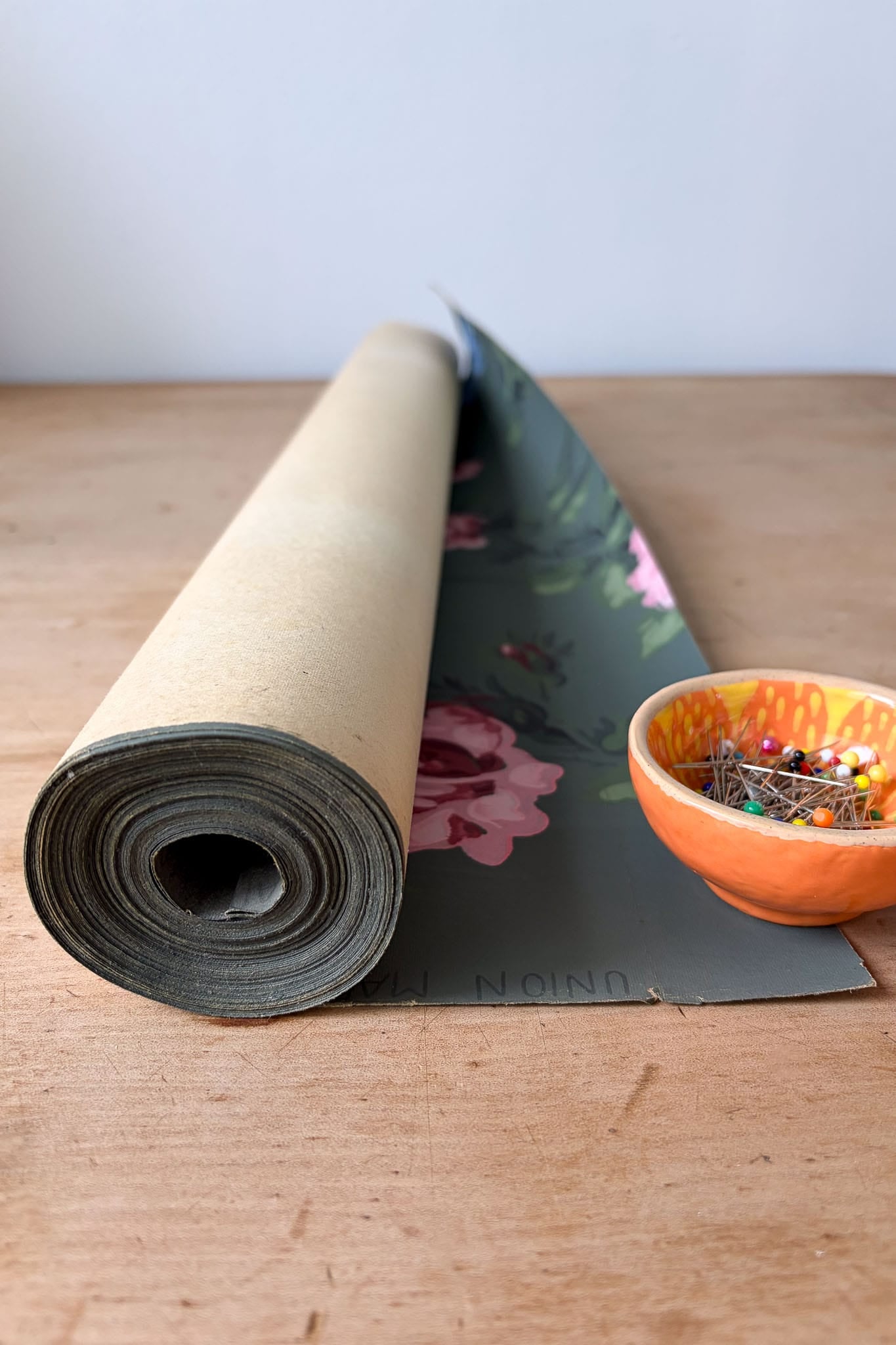 Vintage Wallpaper roll #6 dark green floral