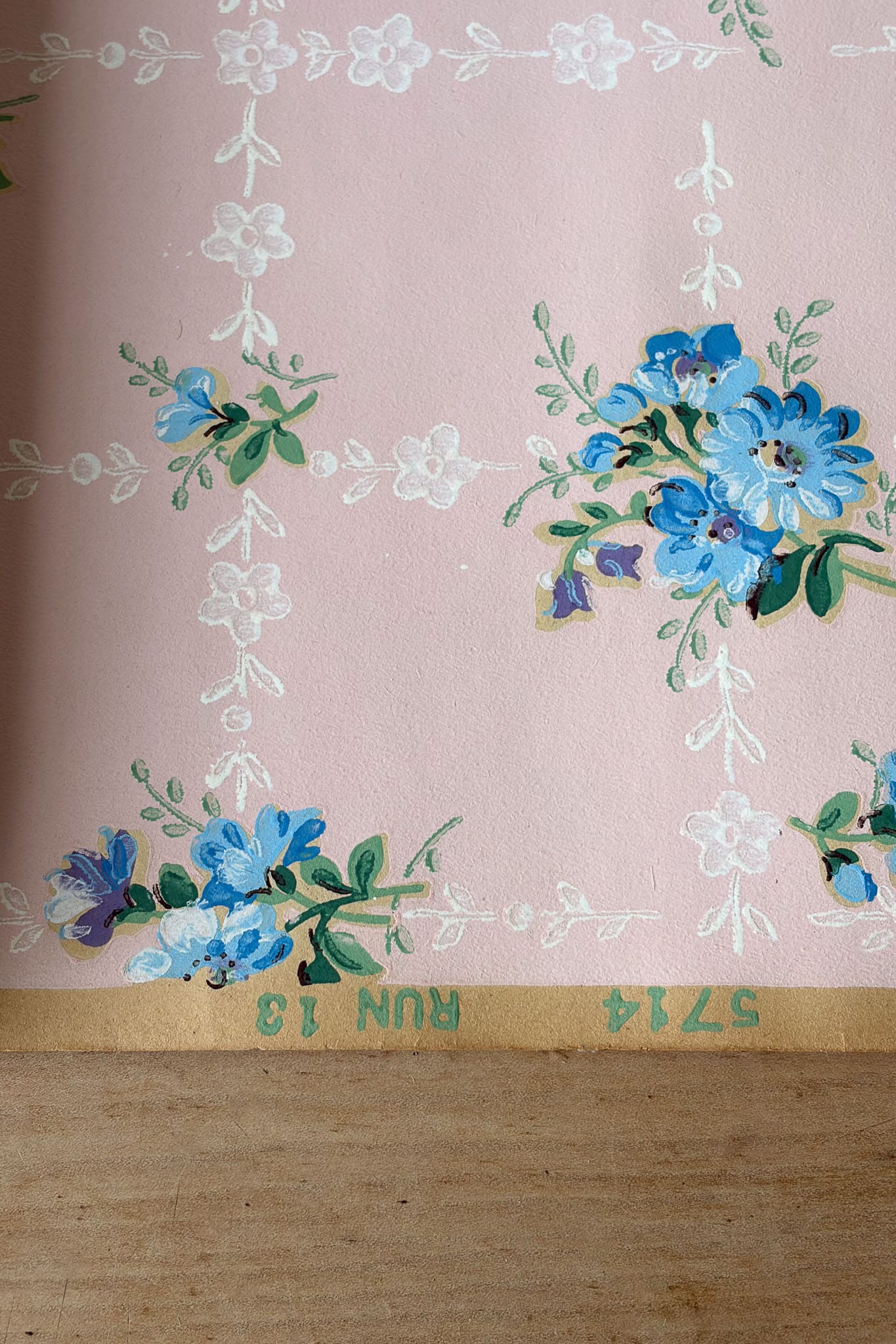 Vintage Wallpaper roll #2 pink with blue flowers