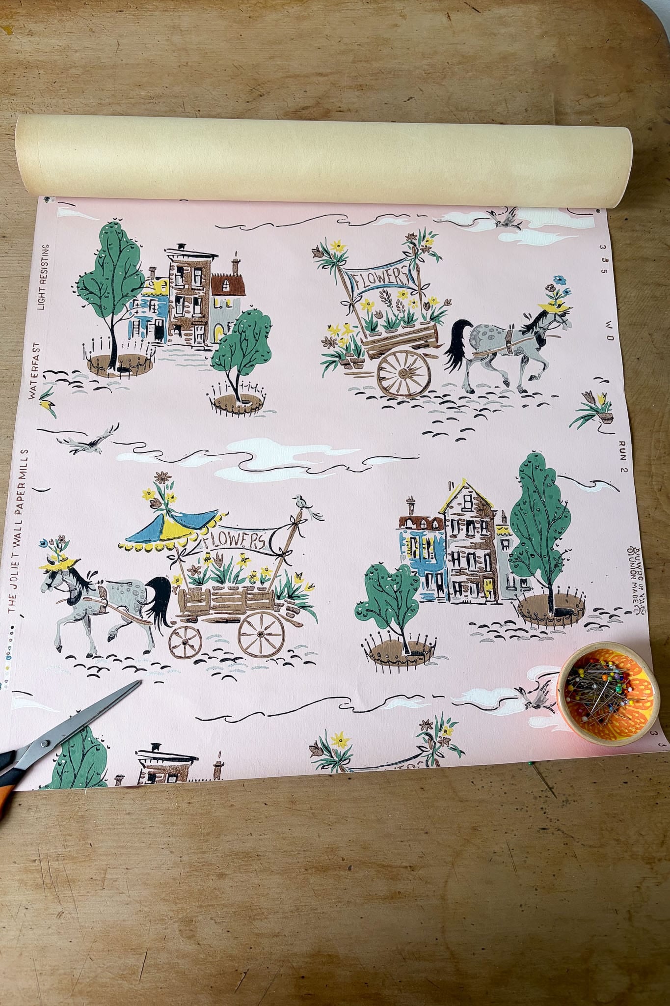 Vintage Wallpaper roll #3  novelty house & horse print