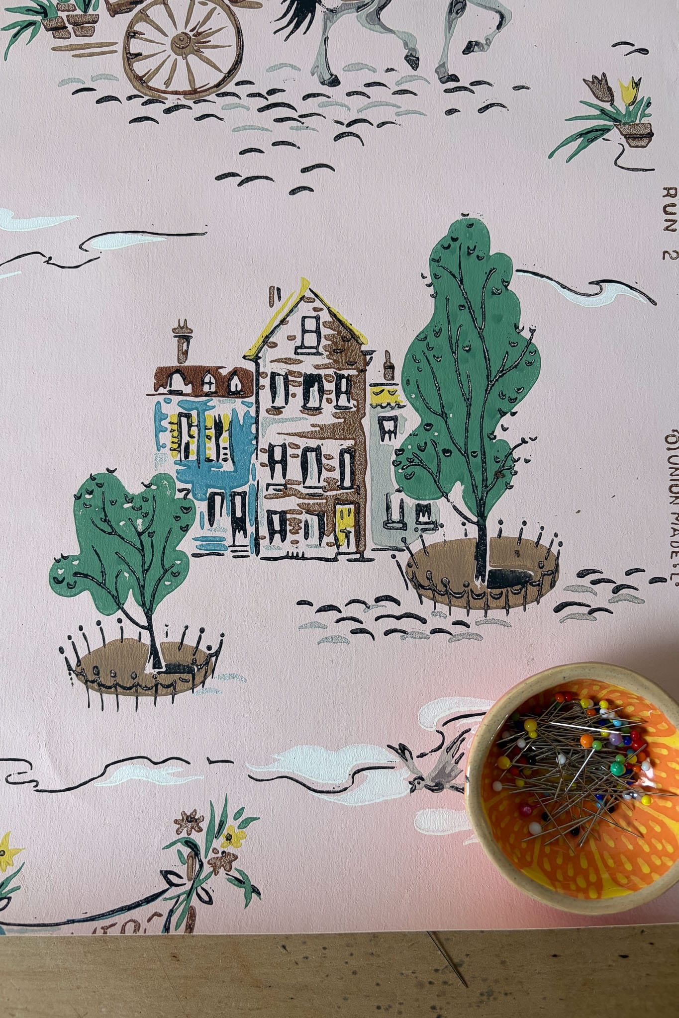 Vintage Wallpaper roll #3  novelty house & horse print