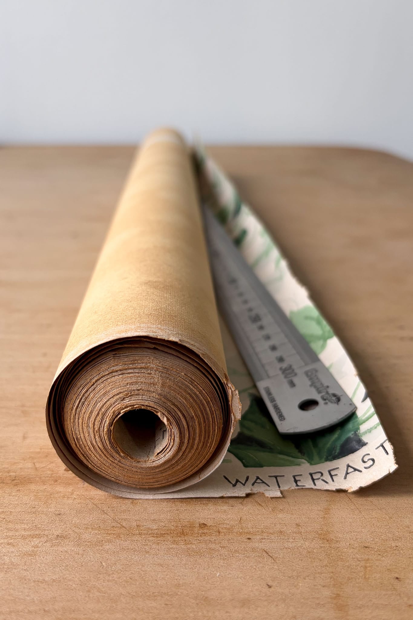 Vintage Wallpaper roll #5 Ivy
