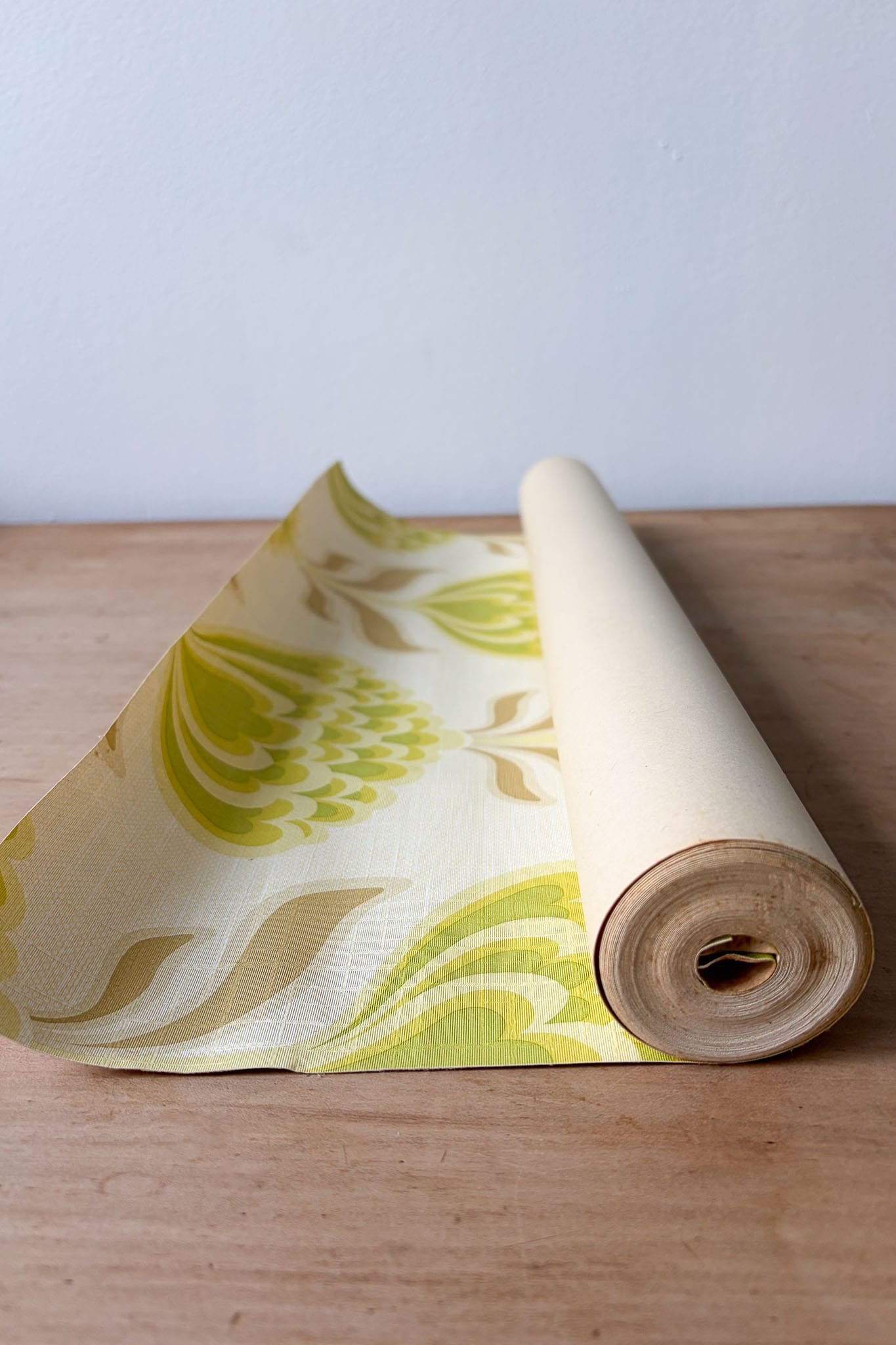 Vintage Wallpaper roll #7 60s/70s green taupe floral