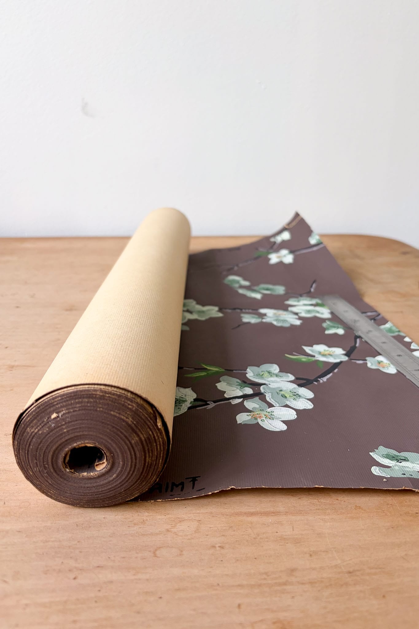 Vintage Wallpaper roll #10 brown with white and green blossoms
